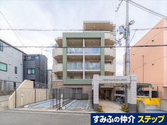 2LDK+S apartment in Nada Ward, Kobe