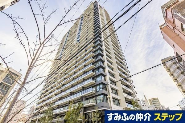 2LDK apartment in Kita Ward, Osaka - Photo 1