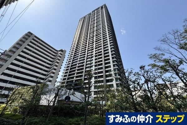 2LDK apartment in Kita Ward, Osaka - Photo 1
