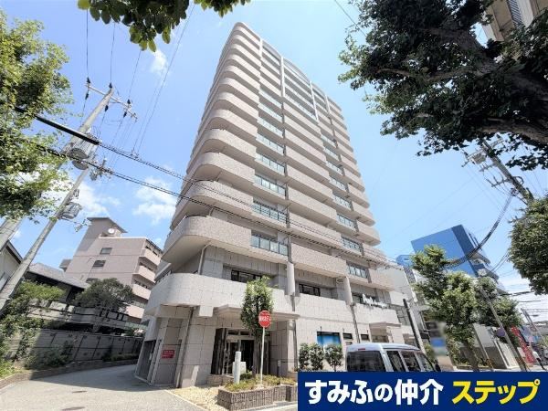 4LDK apartment in Nishinomiya, Hyogo - Photo 1
