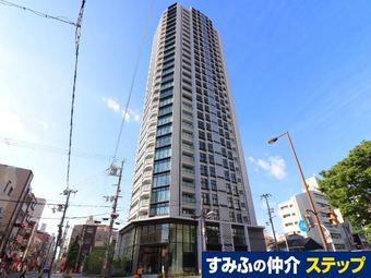 3LDK apartment in Minato Ward