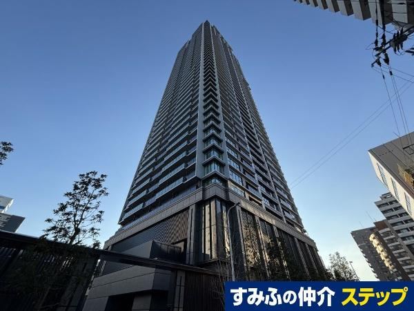 3LDK apartment in Nishi Ward, Osaka - Photo 1