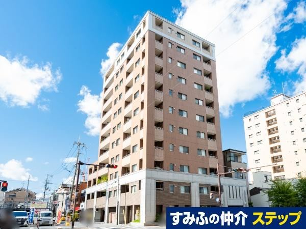 4LDK apartment in Ukyo Ward, Kyoto - Photo 1