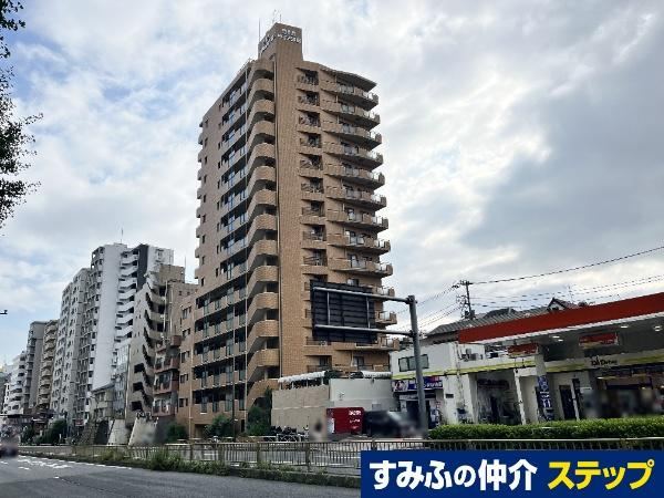 2LDK apartment in Shinagawa Ward, Tokyo - Photo 1
