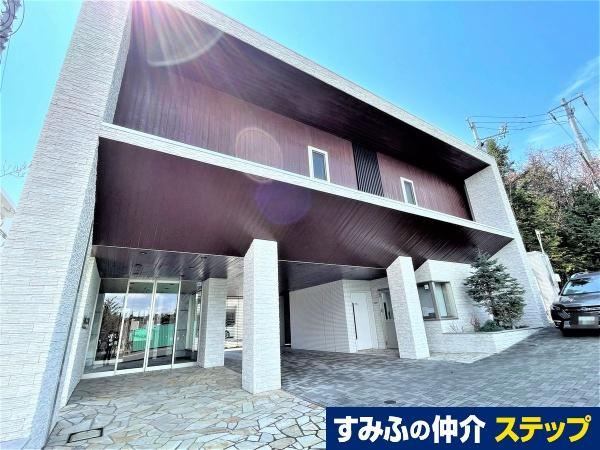 4LDK apartment in Chuo Ward, Sapporo, Hokkaido - Photo 1