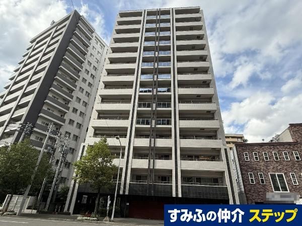 4LDK apartment in Chuo Ward, Sapporo, Hokkaido - Photo 1