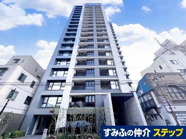 2LDK apartment in Minato Ward, Tokyo - Photo 1
