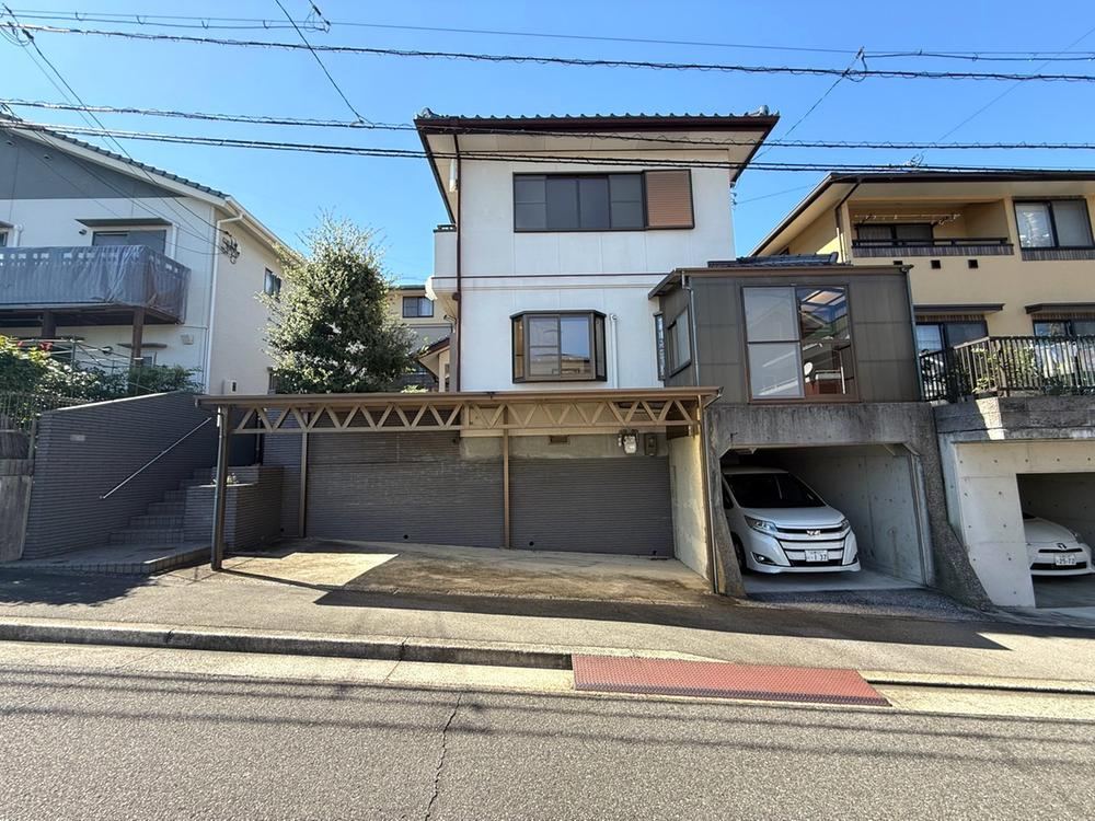 3LDK+S house in Minami Ward, Hiroshima - Photo 1