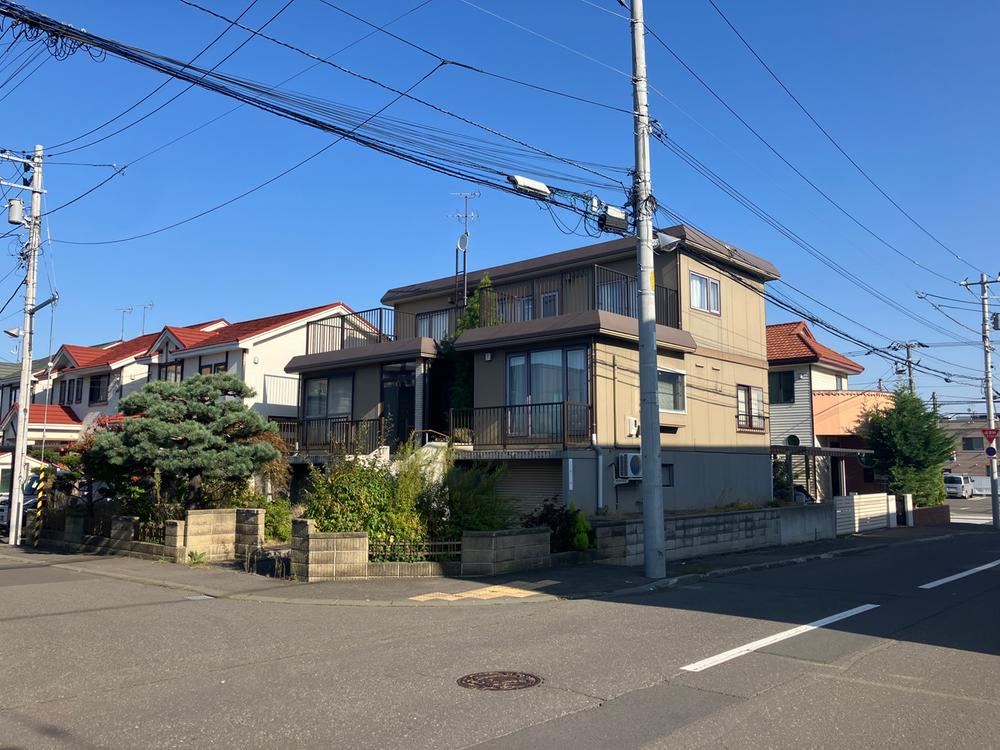 4LDK+S house in Shiroishi Ward, Sapporo, Hokkaido - Photo 1