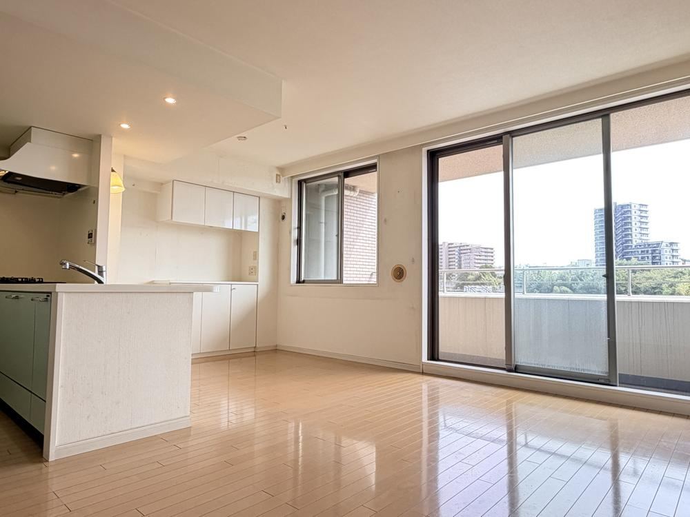2LDK apartment in Ebina, Kanagawa - Photo 1