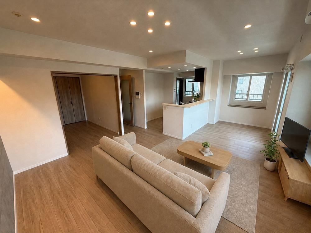 4LDK apartment in Chuo Ward, Sapporo, Hokkaido - Photo 1