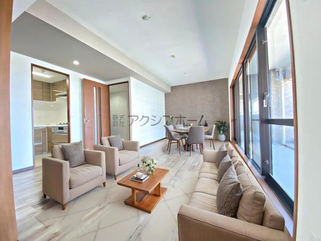 4LDK apartment in Tokorozawa, Saitama - Photo 1