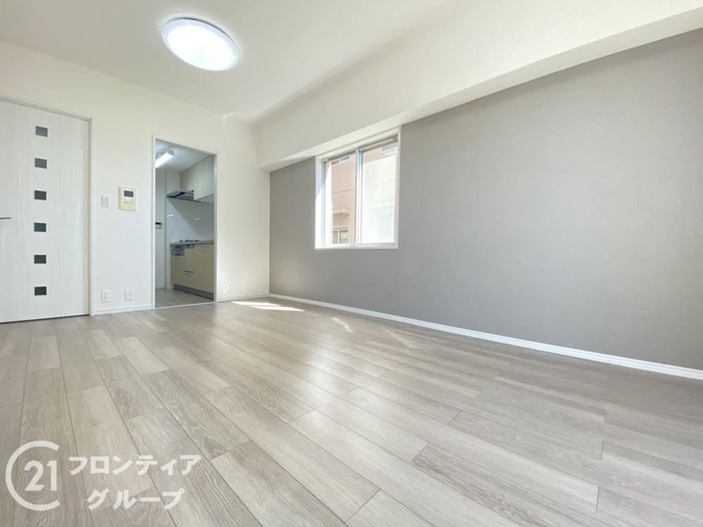 3LDK apartment in Akashi, Hyogo - Photo 1
