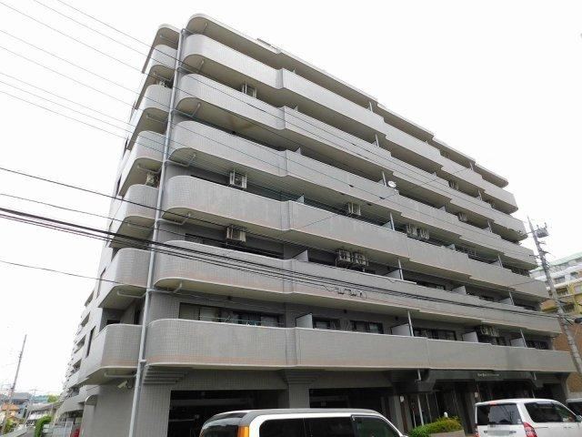 3LDK apartment in Tokorozawa, Saitama - Photo 1