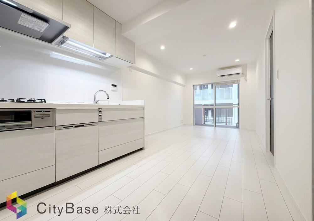 2LDK apartment in Shinagawa Ward, Tokyo - Photo 1