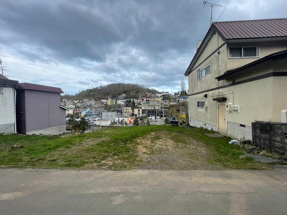 166 m² land in Otaru, Hokkaido - Photo 1