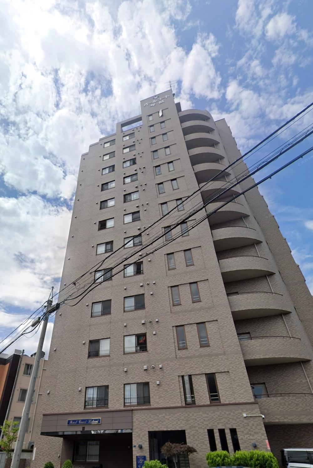 4LDK apartment in Nishi Ward, Sapporo, Hokkaido - Photo 1