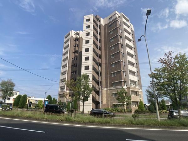 3LDK apartment in Taihaku Ward, Sendai, Miyagi - Photo 1