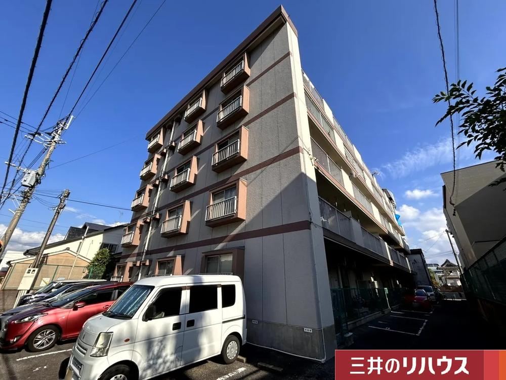 3LDK apartment in Hakata Ward, Fukuoka - Photo 1