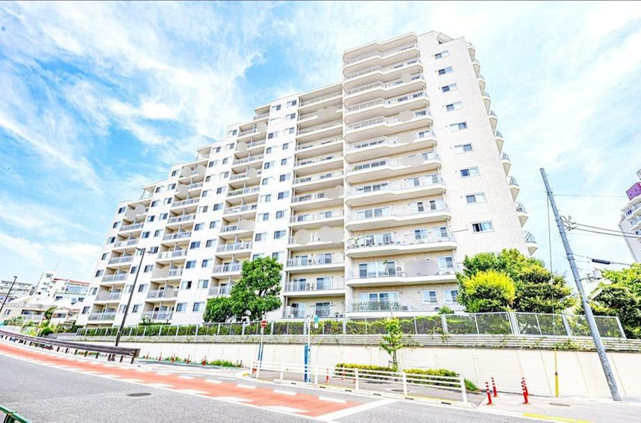 4LDK apartment in Setagaya Ward, Tokyo - Photo 1