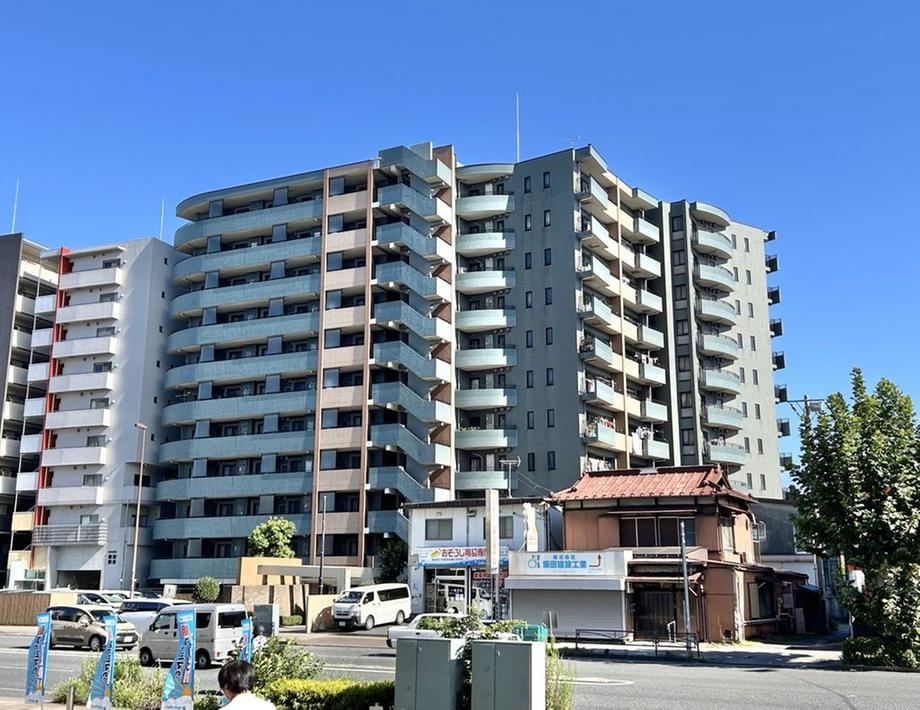 2LDK apartment in Kanagawa Ward, Yokohama, Kanagawa - Photo 1