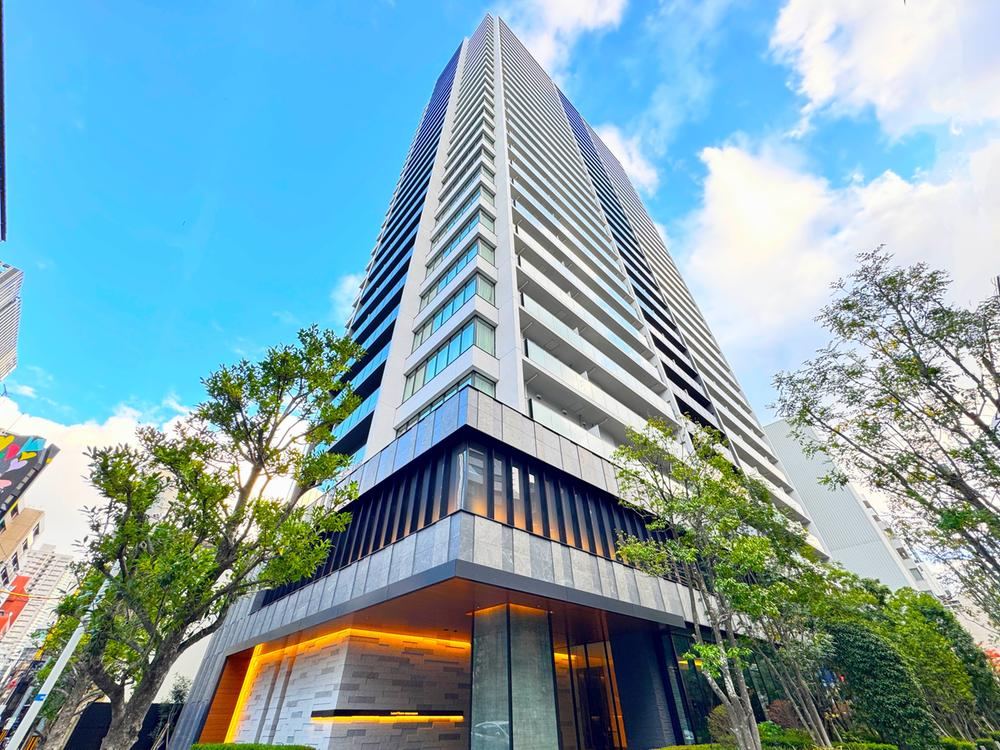 2LDK apartment in Chuo Ward, Osaka - Photo 1
