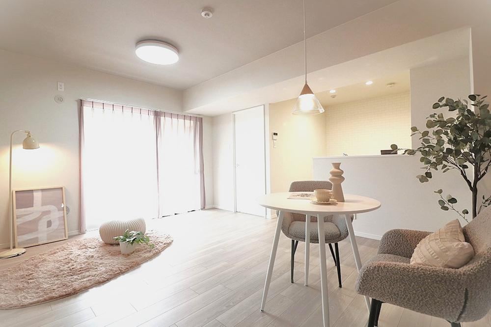 2LDK apartment in Amagasaki, Hyogo - Photo 1