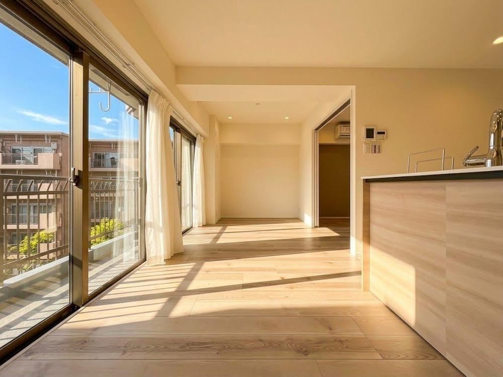 2LDK apartment in Katsushika Ward, Tokyo - Photo 1