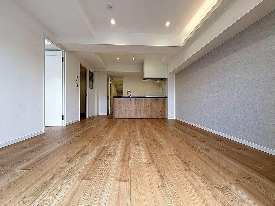 2LDK apartment in Katsushika Ward, Tokyo - Photo 1