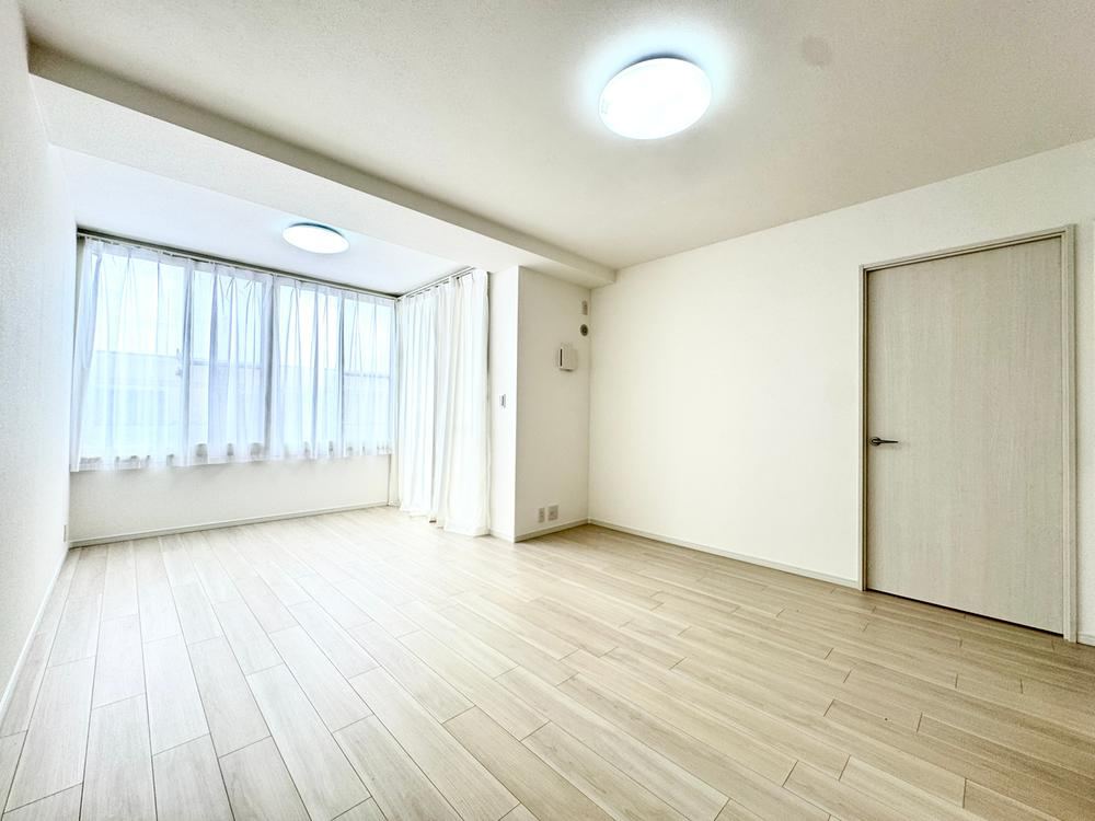 3LDK apartment in Takarazuka, Hyogo - Photo 1