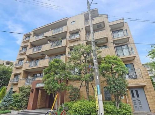 2LDK apartment in Setagaya Ward, Tokyo - Photo 1
