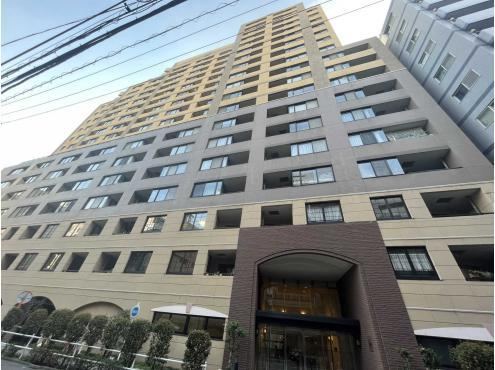 2LDK apartment in Itabashi Ward, Tokyo - Photo 1