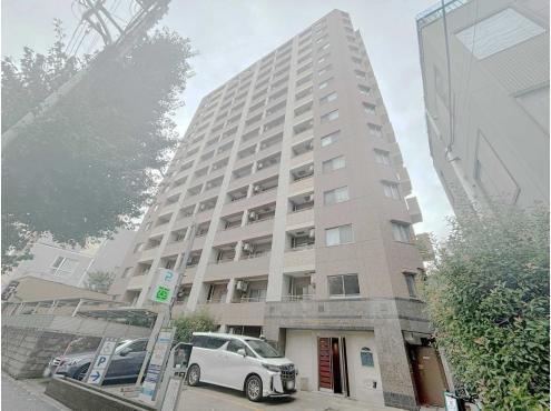 1LDK+S apartment in Bunkyo Ward, Tokyo - Photo 1