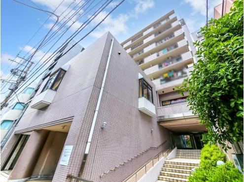 3LDK apartment in Koto Ward, Tokyo - Photo 1