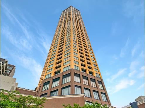 3LDK apartment in Meguro Ward, Tokyo - Photo 1