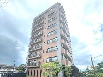 4LDK apartment in Nakagawa