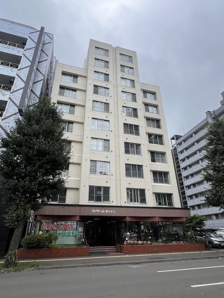 4LDK apartment in Chuo Ward, Sapporo, Hokkaido - Photo 1