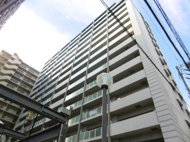 2LDK apartment in Chuo Ward, Kobe, Hyogo - Photo 1
