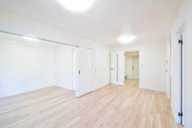 2LDK apartment in Kita Ward, Osaka - Photo 1