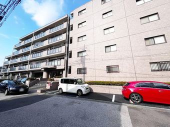 2LDK+S apartment in Nagareyama