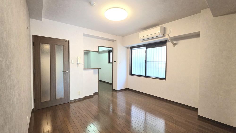 2LDK apartment in Nishinomiya, Hyogo - Photo 1