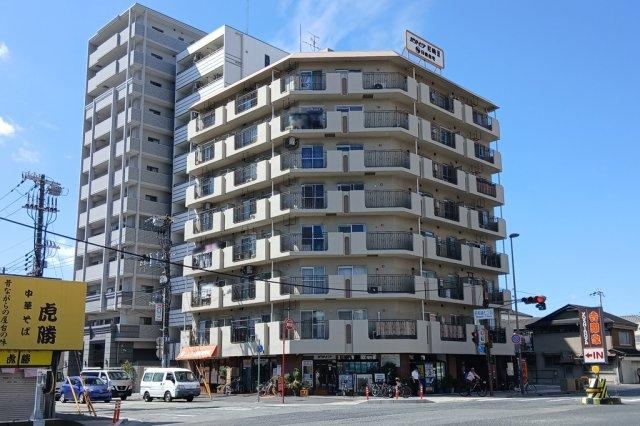 2LDK apartment in Amagasaki, Hyogo - Photo 1