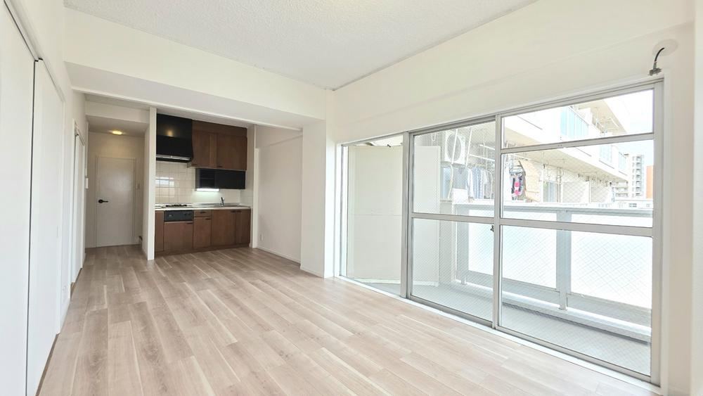 2LDK apartment in Itami, Hyogo - Photo 1