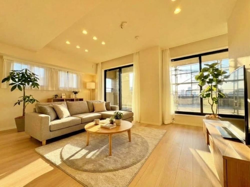 3LDK apartment in Koto Ward, Tokyo - Photo 1