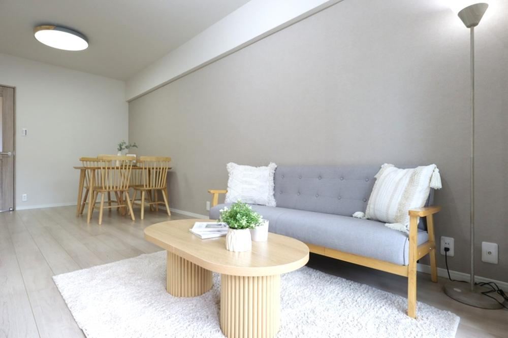 2LDK apartment in Amagasaki, Hyogo - Photo 1