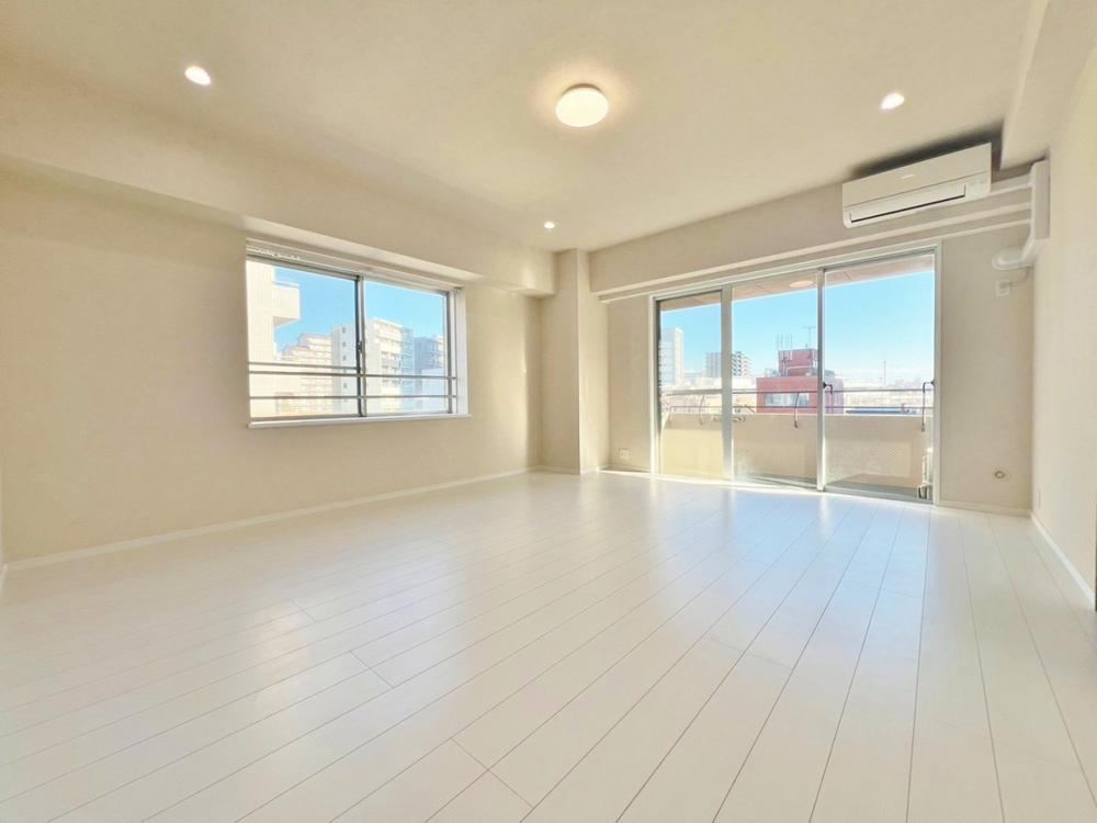 3LDK apartment in Koto Ward, Tokyo - Photo 1