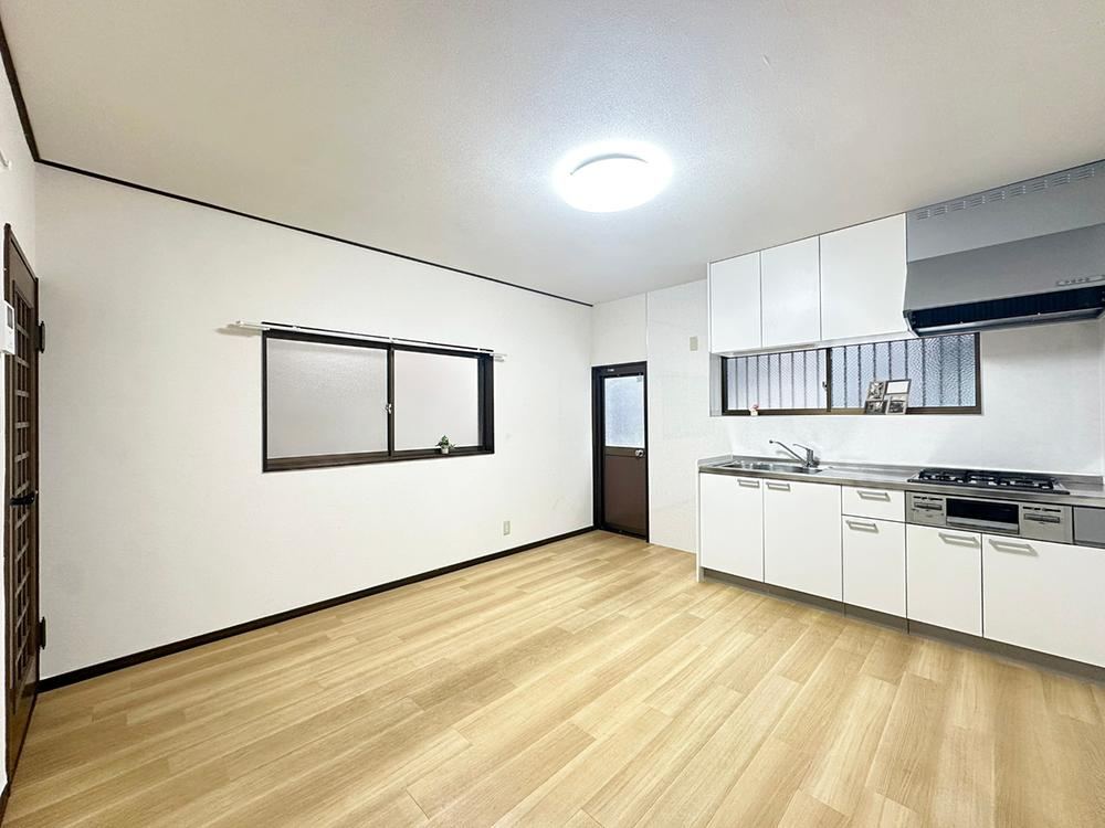 3LDK house in Amagasaki, Hyogo - Photo 1
