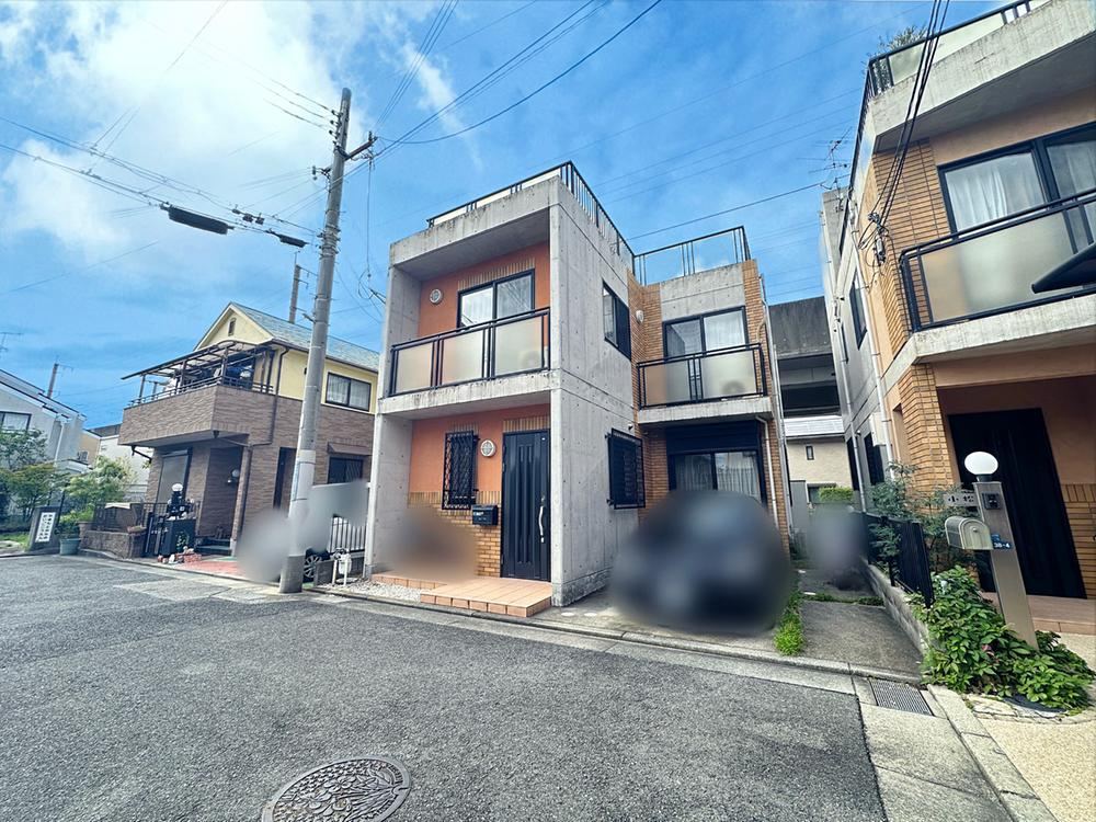 3LDK house in Takarazuka, Hyogo - Photo 1