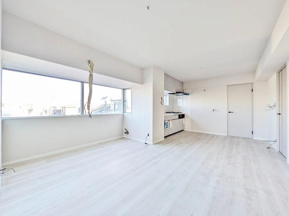 2LDK+S apartment in Itabashi Ward, Tokyo - Photo 1