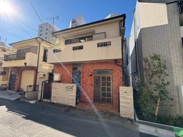 5LDK house in Bunkyo Ward, Tokyo - Photo 1